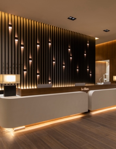 Le blanc dental clinic