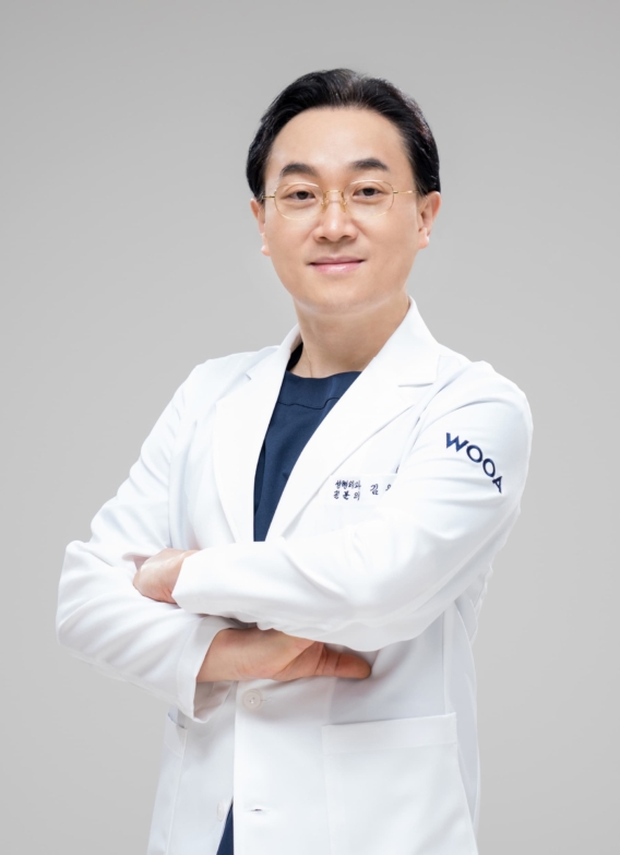 Dr. Woo Jung Kim