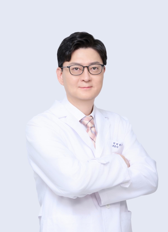 Dr. Jeong Hwan Moon