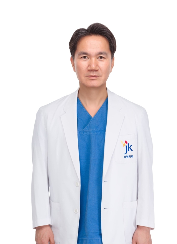 Dr. Paek Seung Chan